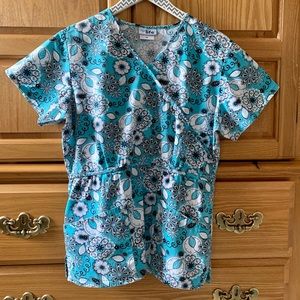Life scrub top